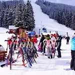 Edelweiss Mountain - Stream & Pool, Apartamento Pamporovo