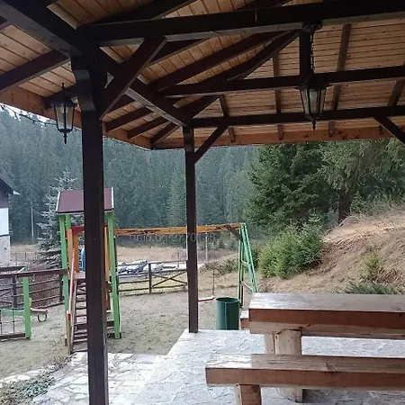 Edelweiss Mountain - Stream & Pool, Апартамент Пампорово