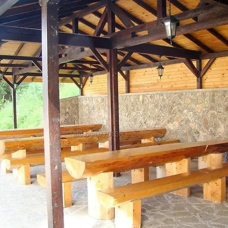 Edelweiss Mountain - Stream & Pool, Апартамент Пампорово