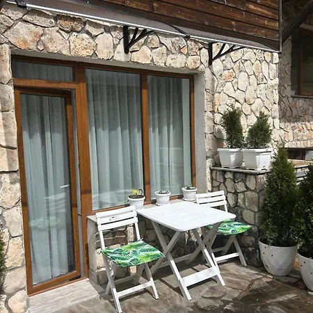 Edelweiss Mountain - Stream & Pool, Apartment