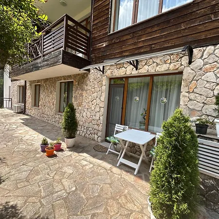 Edelweiss Mountain - Stream & Pool, *