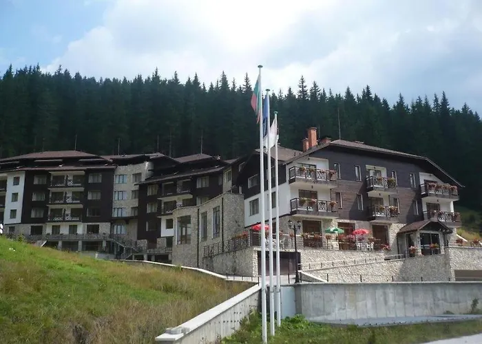 Edelweiss Mountain - Stream & Pool, Pamporovo