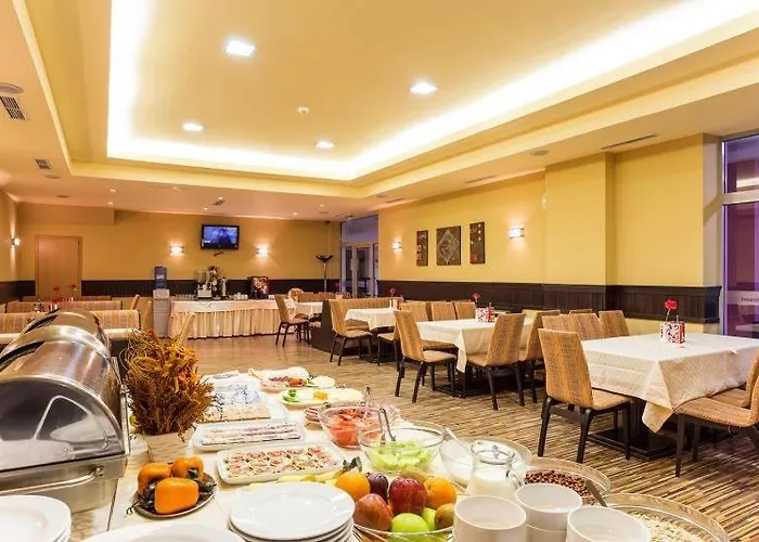 Edelweiss Mountain - Stream & Pool,